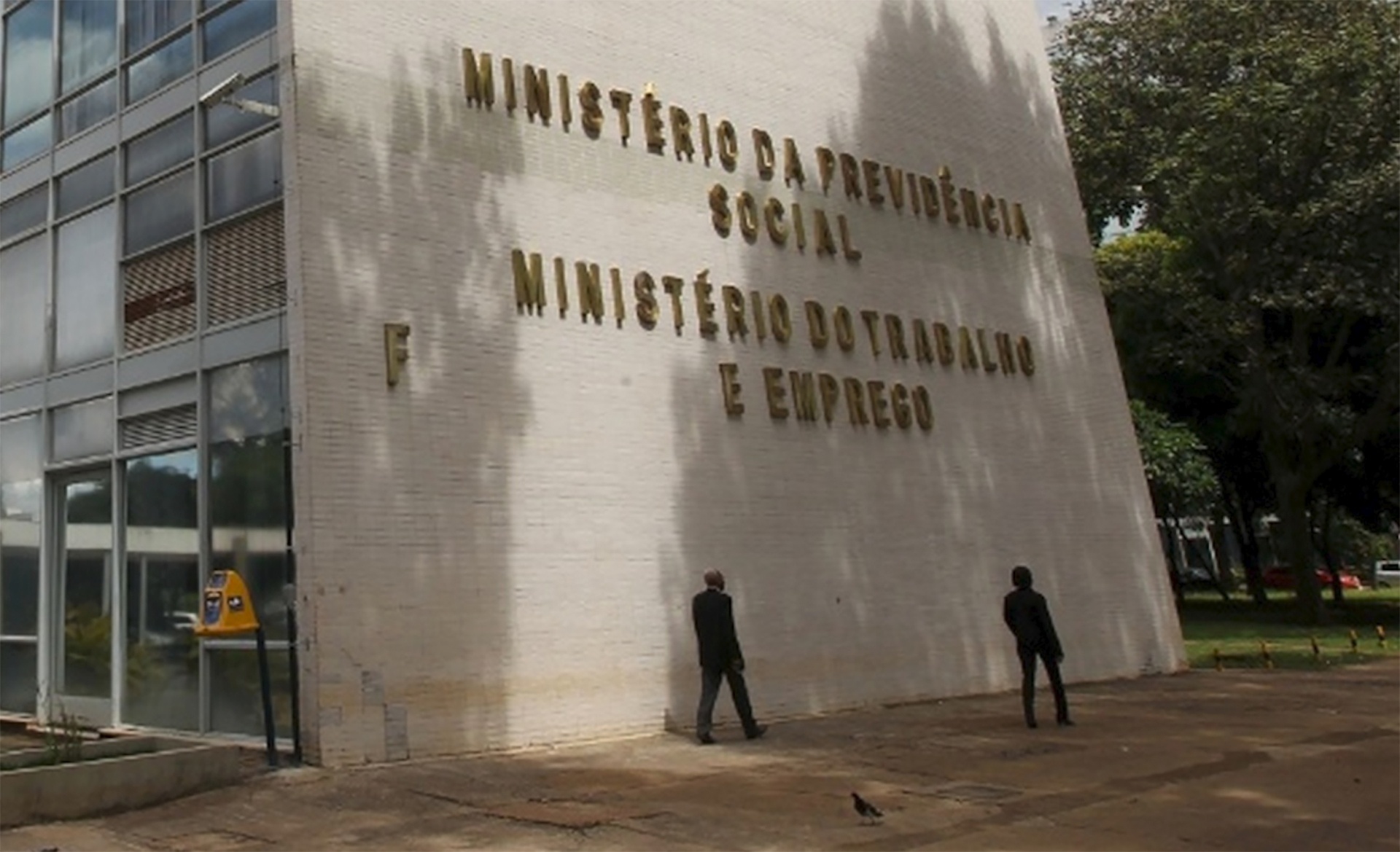 Fim do Ministério do Trabalho é questionado no STF